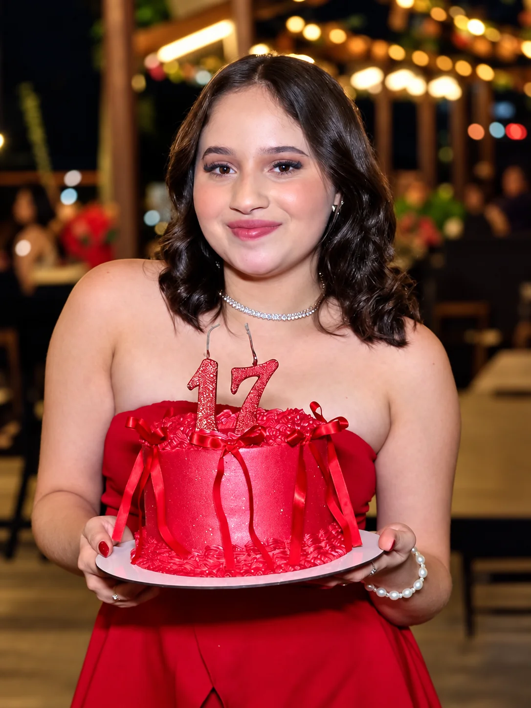 Comemoração de aniversário com bolo no Kommy Bemm